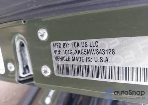 2021 Jeep Wrangler Willys 4X4 из США, поврежденный, VIN 1C4GJXAG5MW843128